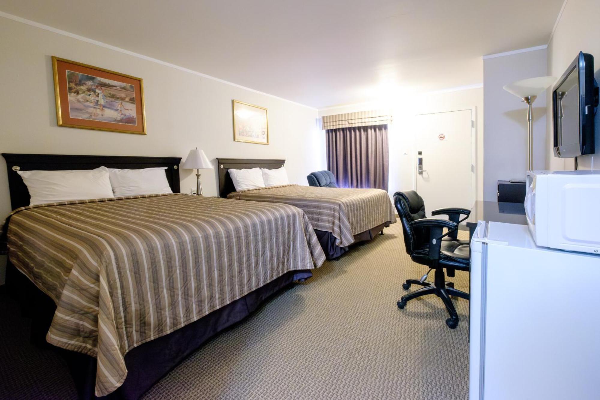 Perfect Inns & Suites Weyburn Extérieur photo
