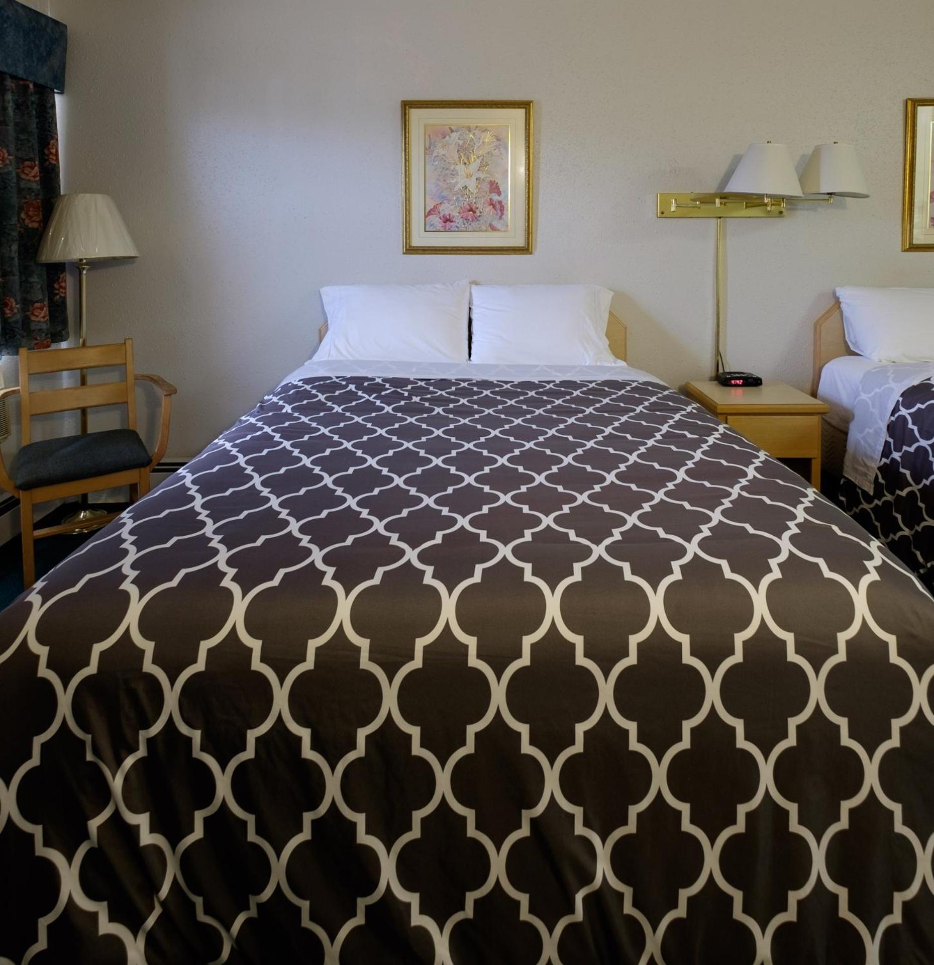Perfect Inns & Suites Weyburn Extérieur photo